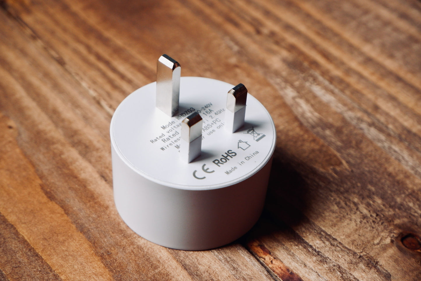 Smart Energy Monitoring Plug